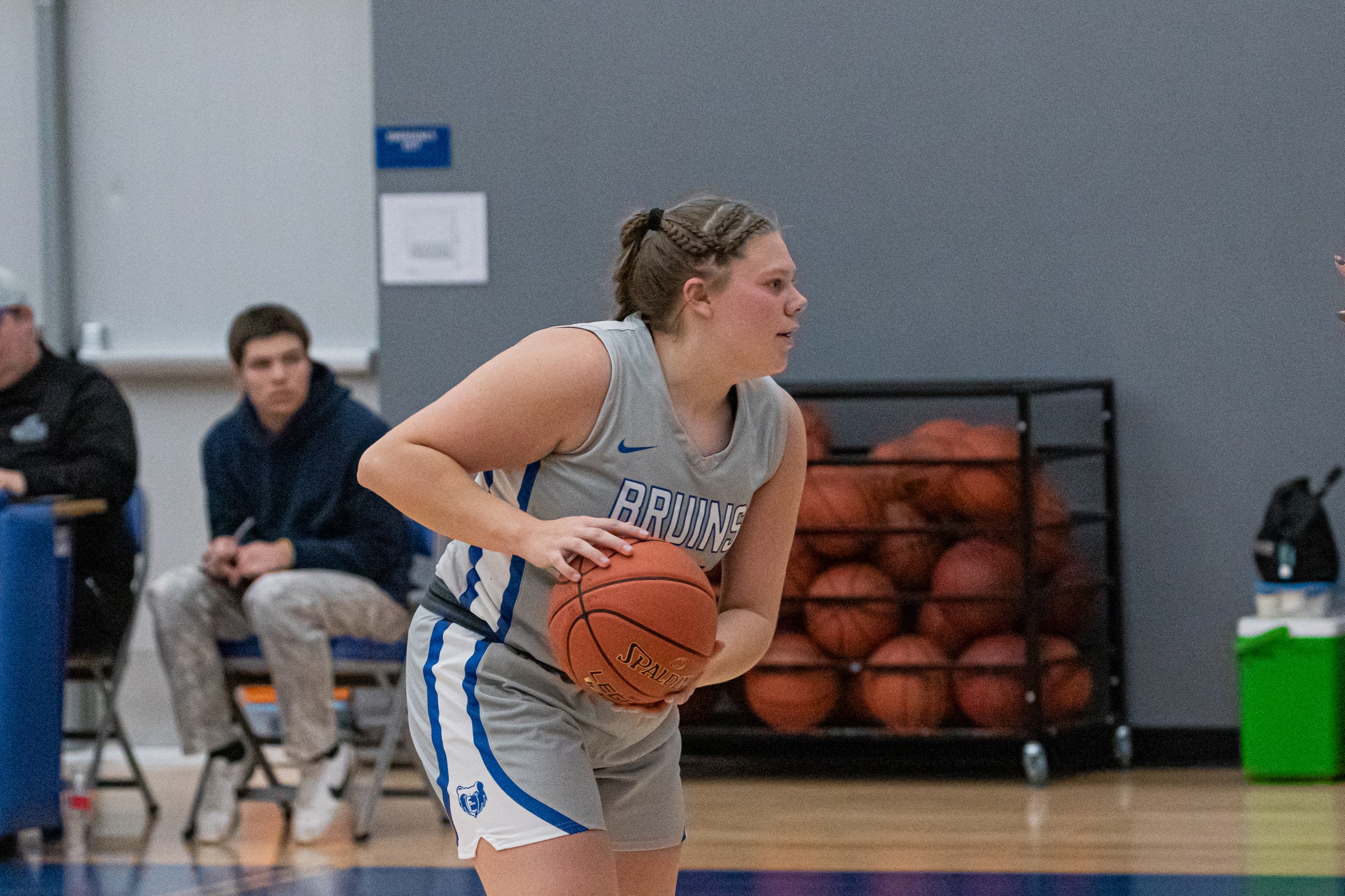 Women's Basketball Nabs Back to Back Wins